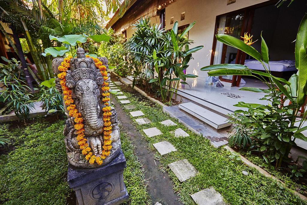 Matra Bali Guesthouse Canggu  Ngoại thất bức ảnh