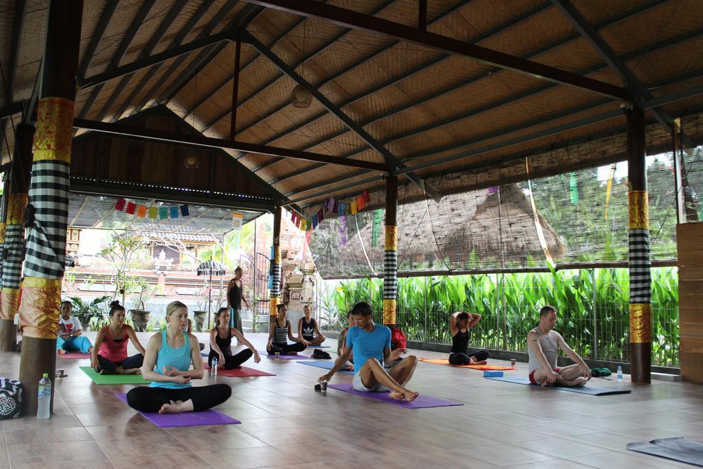 Matra Bali Guesthouse Canggu  Ngoại thất bức ảnh